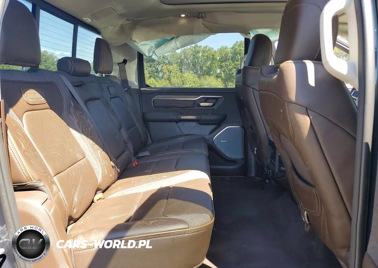 2026 Ram 1500 Limited VIN:1C6SRFHP6TN334549 - 11
