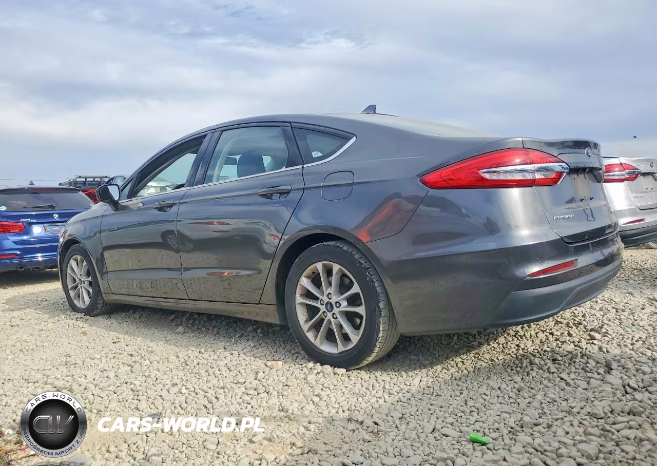 2019 Ford Fusion Se VIN:3FA6P0HD1KR135851 - 2