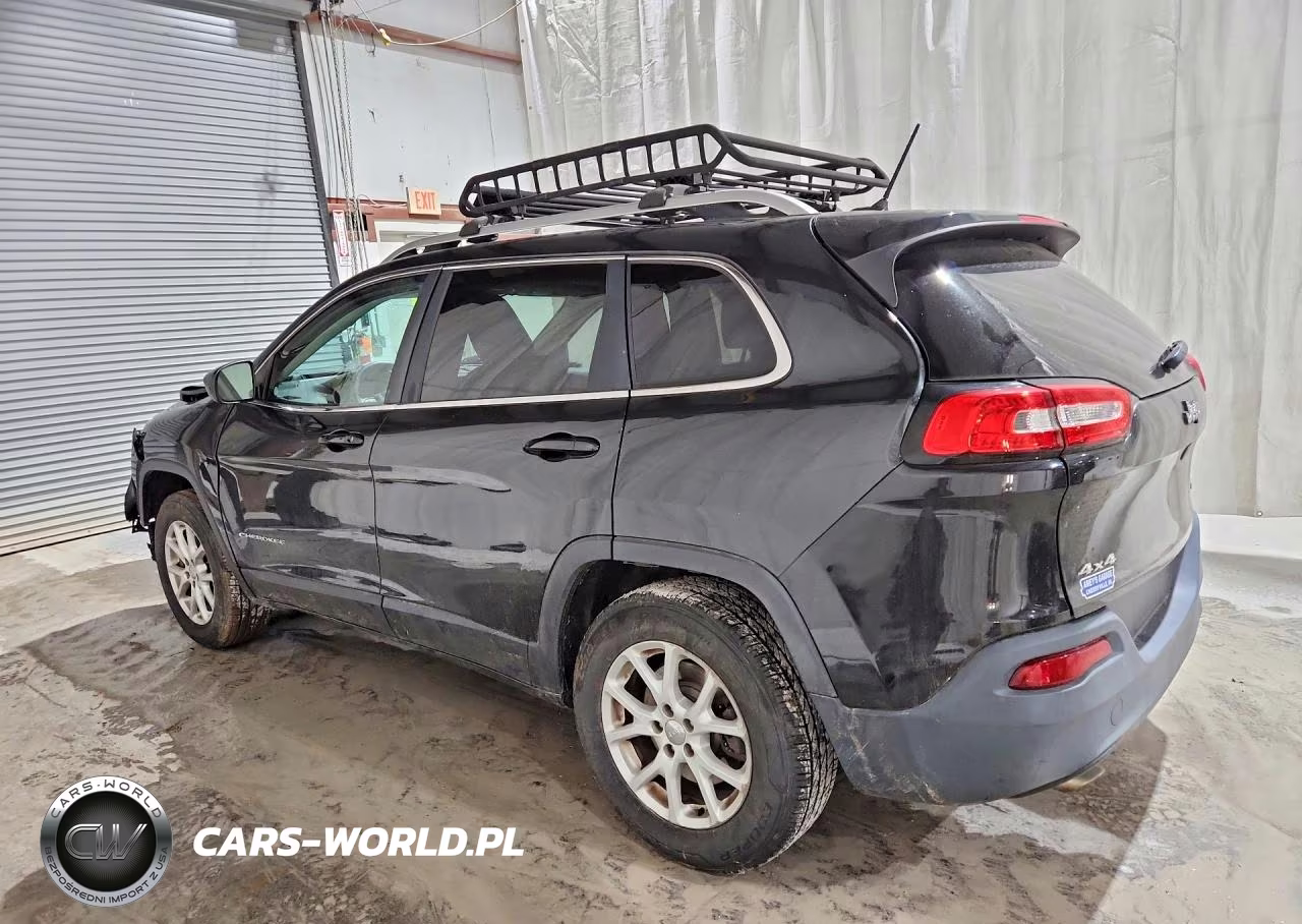 2015 Jeep Cherokee Latitude VIN:1C4PJMCB4FW528579 - 2