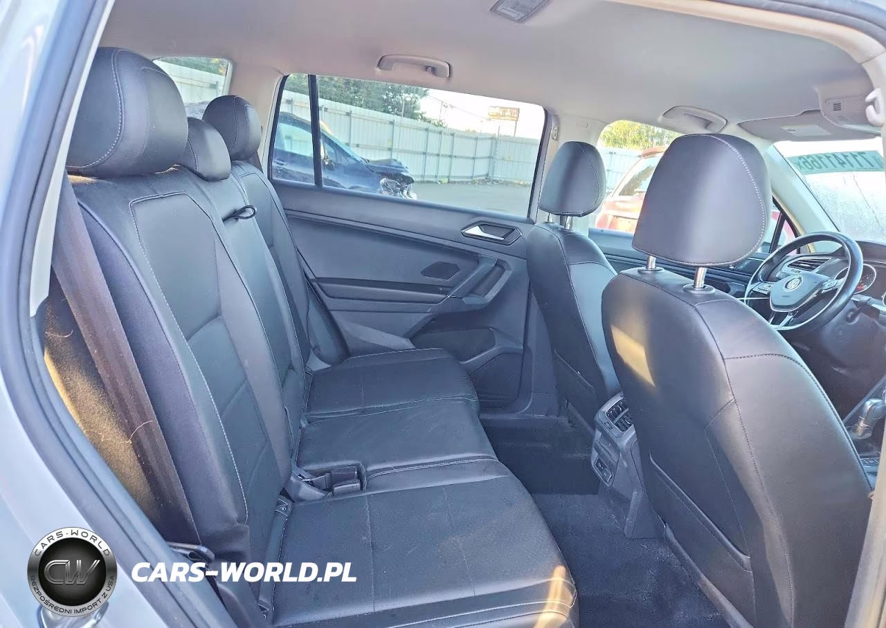 2018 Volkswagen Tiguan Se VIN:3VV2B7AX4JM036457 - 11