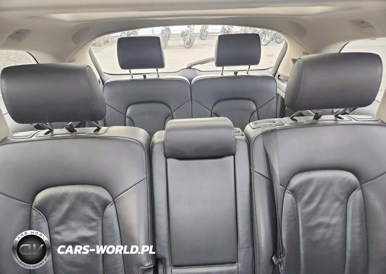 2011 Audi Q7 Premium Plus VIN:WA1LMAFE6BD000181 - 10