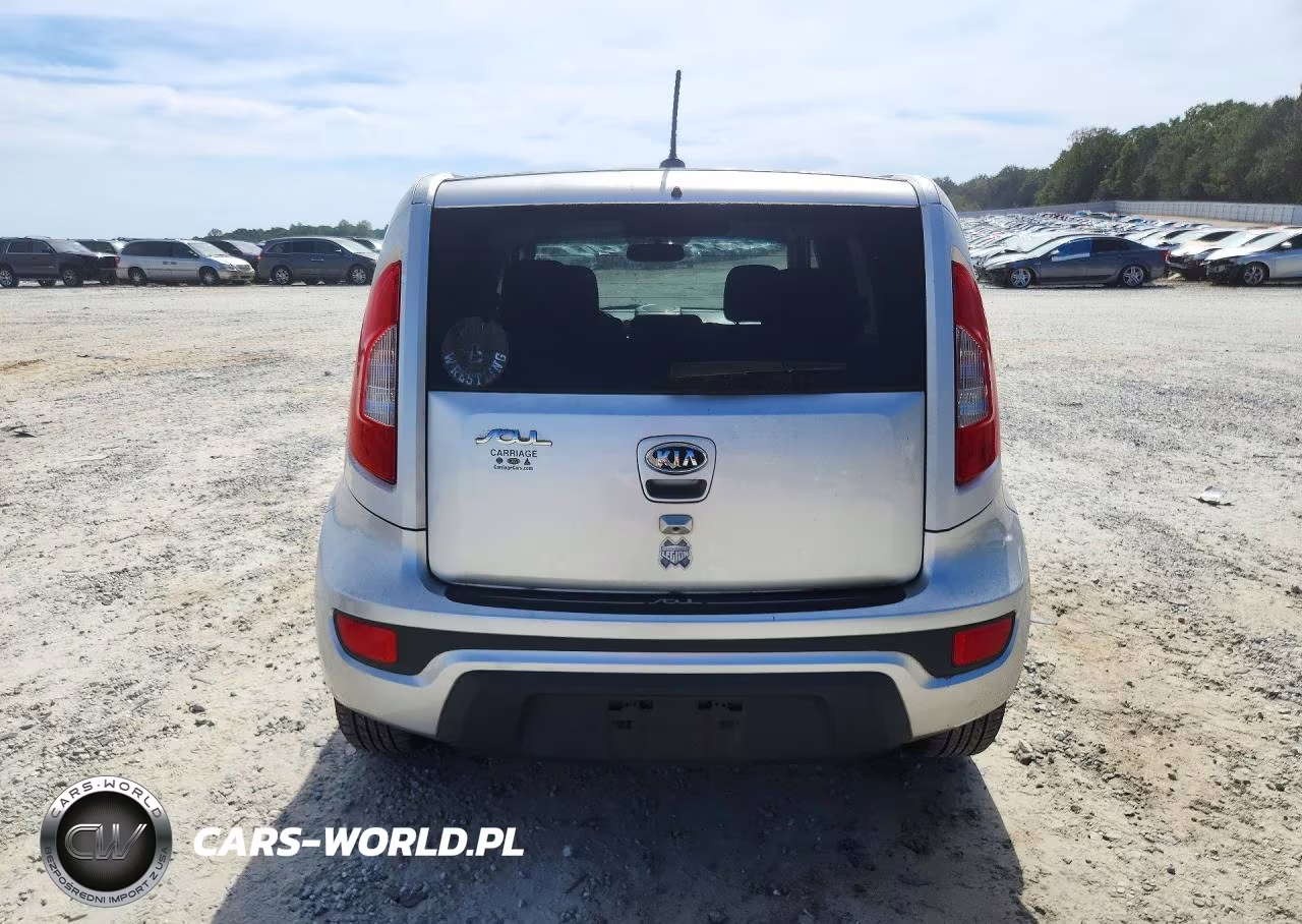 2012 Kia Soul + VIN:KNDJT2A61C7370346 - 6