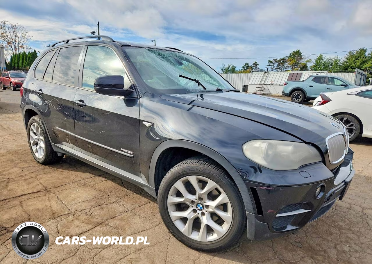 2011 BMW X5 xDrive35I VIN:5UXZV4C55BL738030 - 4