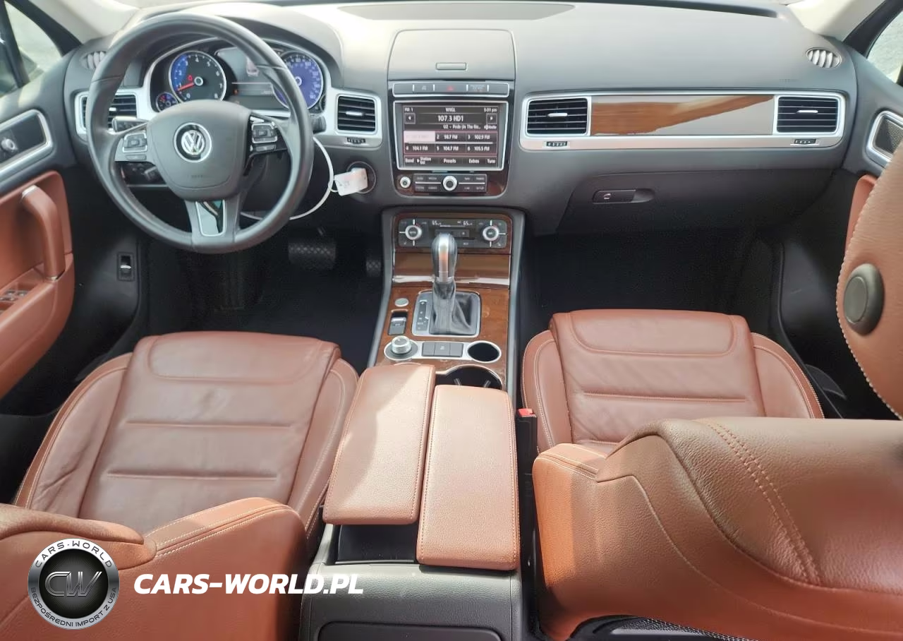 2015 Volkswagen Touareg V6 VIN:WVGEF9BP4FD007209 - 8