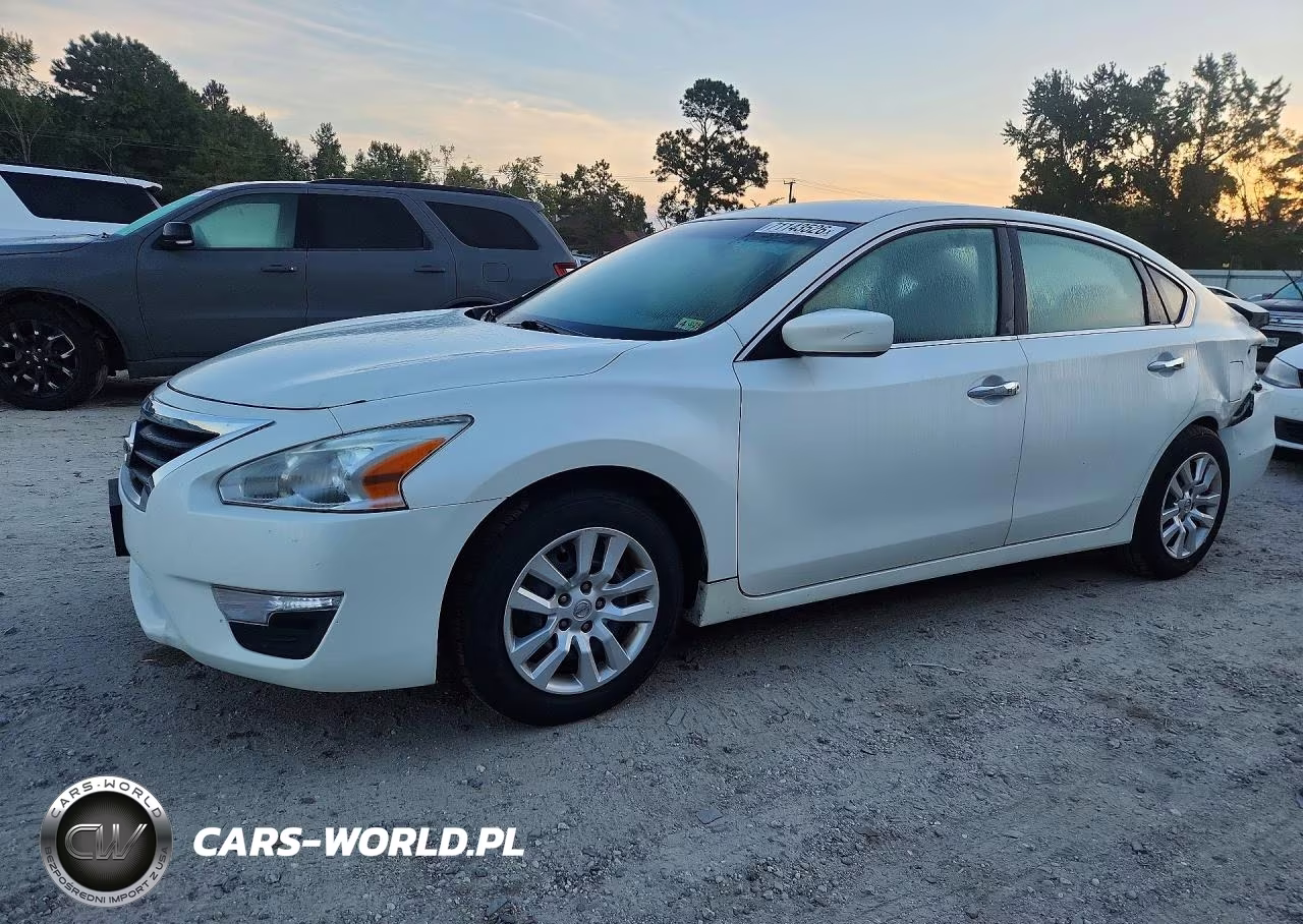 2015 Nissan Altima 2.5 S – zdjęcie 1 z 12