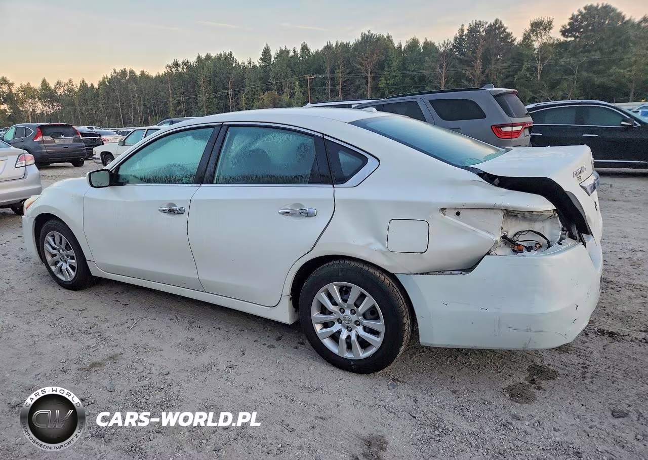2015 Nissan Altima 2.5 S VIN:1N4AL3AP5FN867923 - 2