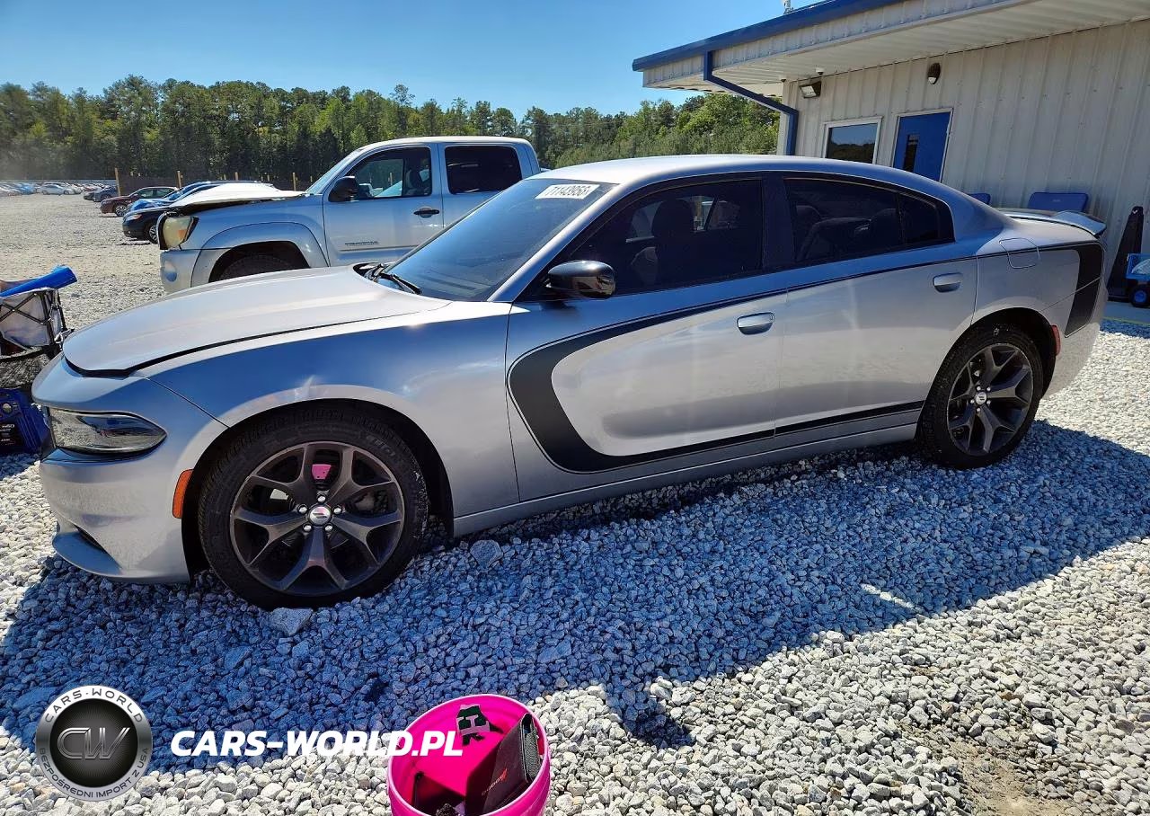 2018 Dodge Charger Sxt VIN:2C3CDXBGXJH140823 - 1