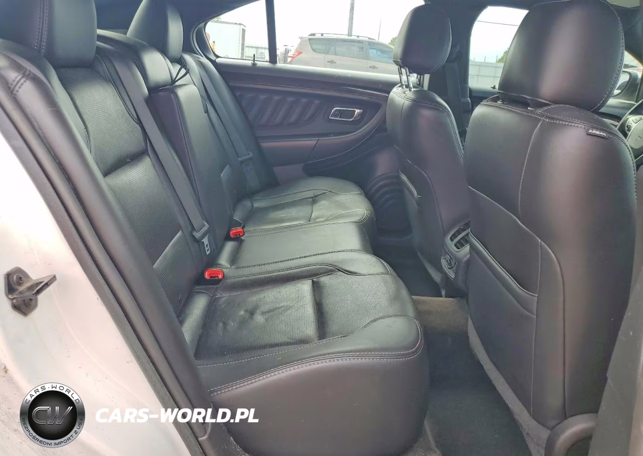 2015 Ford Taurus Limited VIN:1FAHP2F82FG118175 - 10