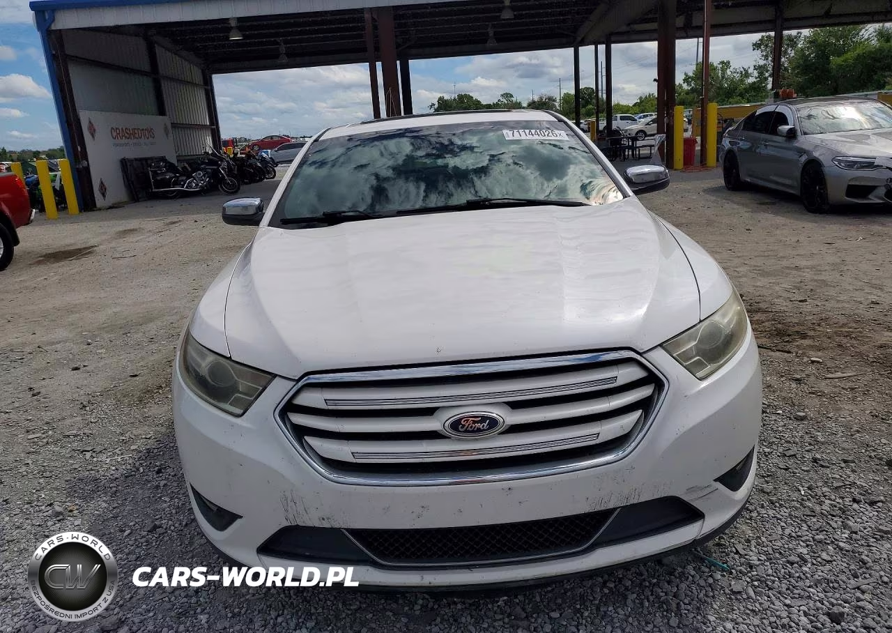 2015 Ford Taurus Limited VIN:1FAHP2F82FG118175 - 5
