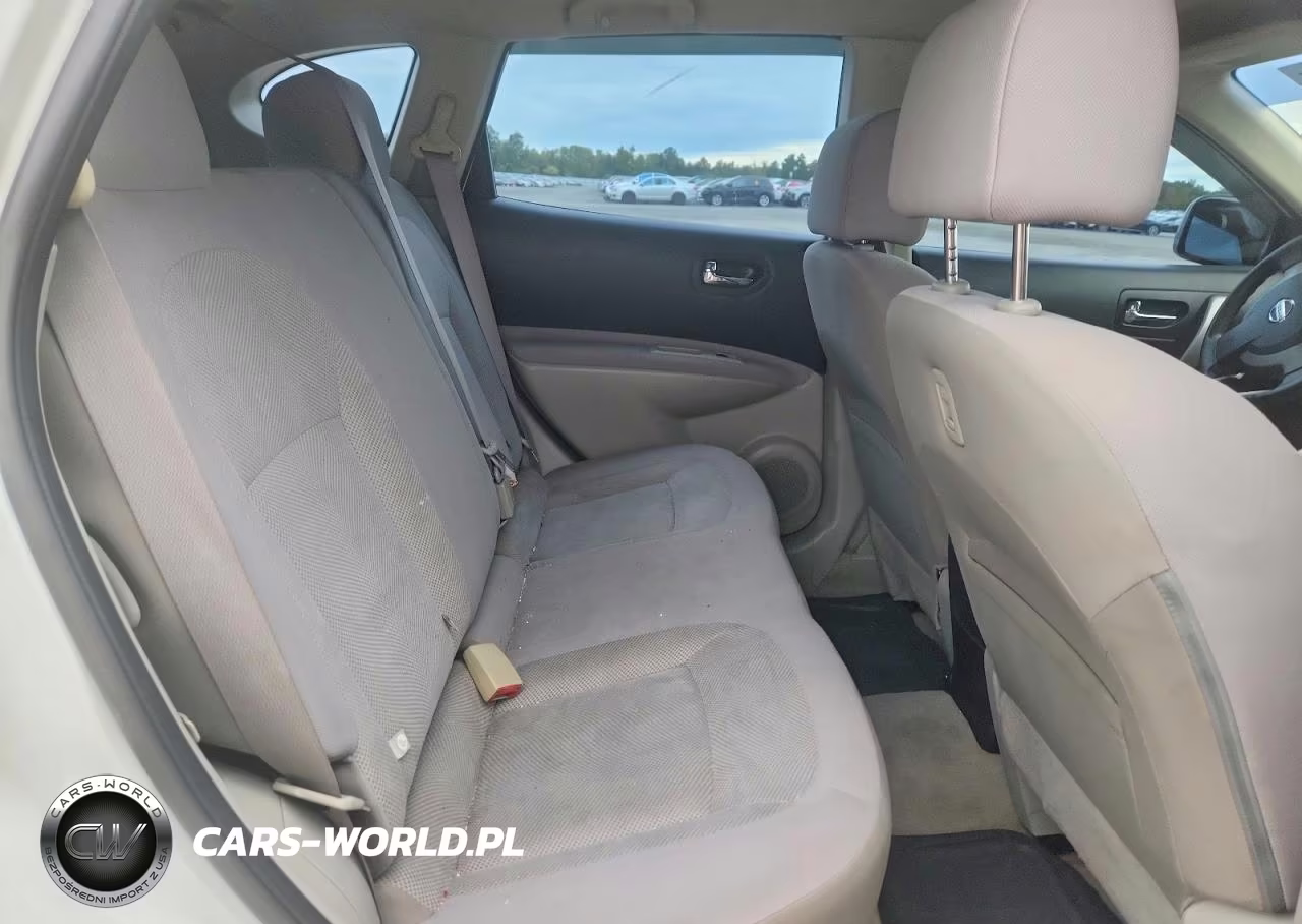 2014 Nissan Rogue Select S VIN:JN8AS5MT1EW101427 - 10