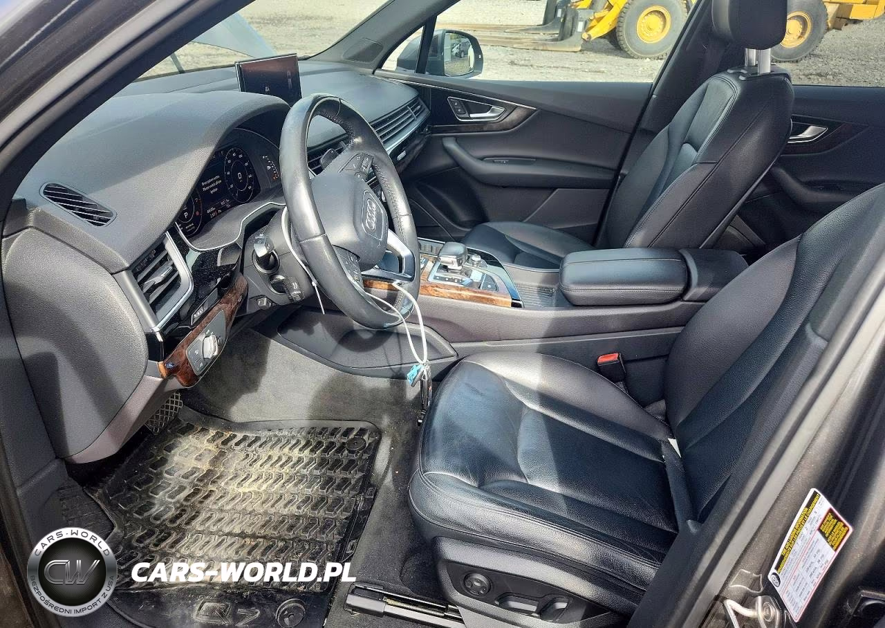 2018 Audi Q7 Premium Plus VIN:WA1LAAF73JD039397 - 7