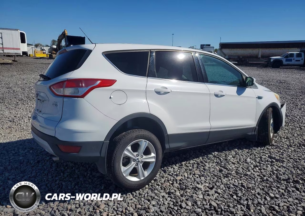 2014 Ford Escape Se VIN:1FMCU9GXXEUC38295 - 3