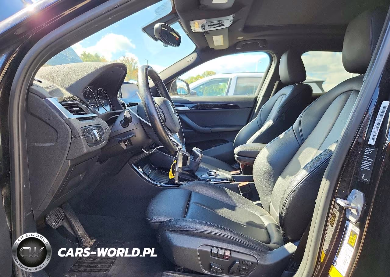 2018 BMW X2 xDrive28I VIN:WBXYJ5C37JEF70137 - 7