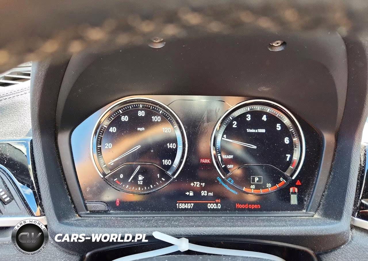 2018 BMW X2 xDrive28I VIN:WBXYJ5C37JEF70137 - 9