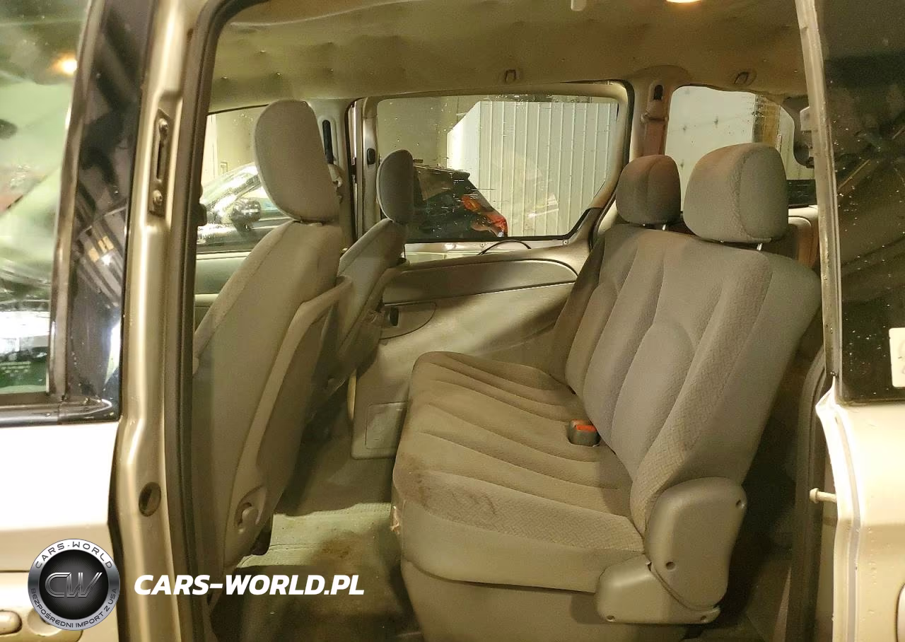 2006 Chrysler Town & Country VIN:1A4GP45R66B660057 - 11