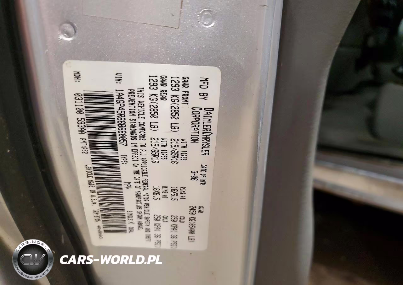 2006 Chrysler Town & Country VIN:1A4GP45R66B660057 - 14