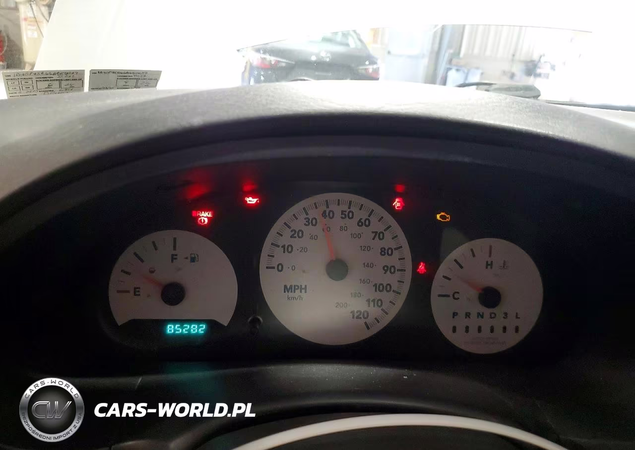 2006 Chrysler Town & Country VIN:1A4GP45R66B660057 - 9