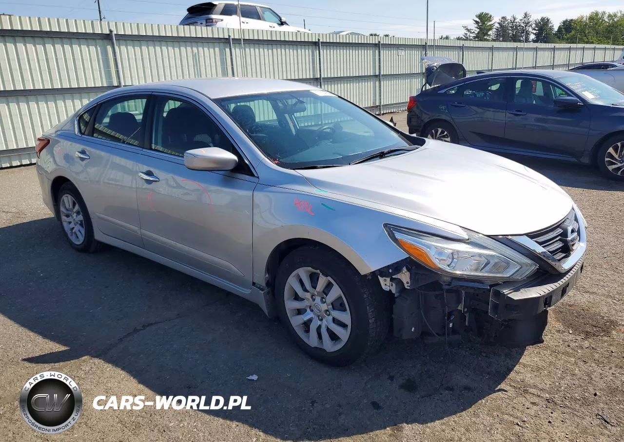 2018 Nissan Altima 2.5 S VIN:1N4AL3APXJC228103 - 4