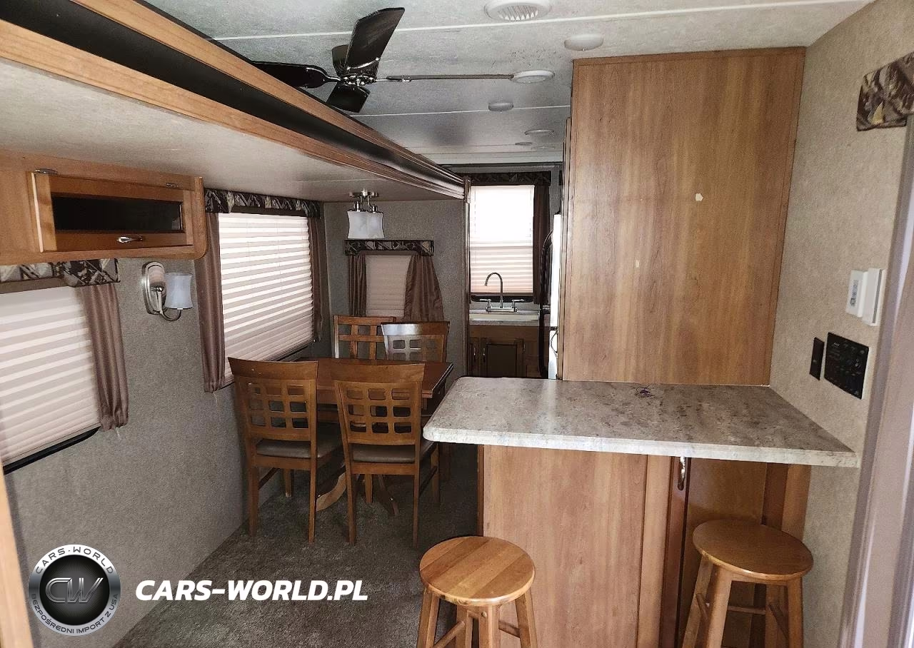 2017 Forester River Recreational Vehicle (Rv) VIN:5ZT2CA4BXHT010741 - 5