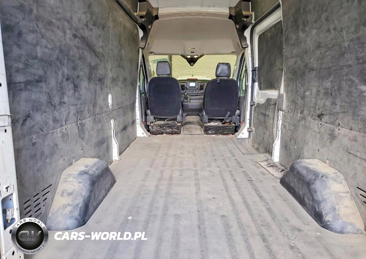2023 Ford Transit 250 Delivery Van VIN:1FTBR2X88PKB18057 - 10