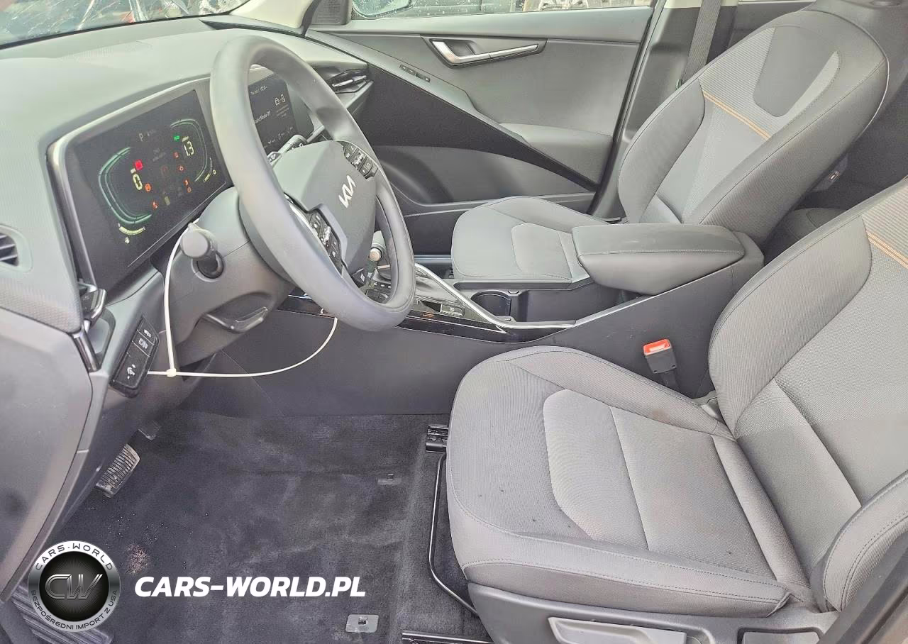 2026 Kia Niro Lx VIN:KNDCP3LE2T5361786 - 7
