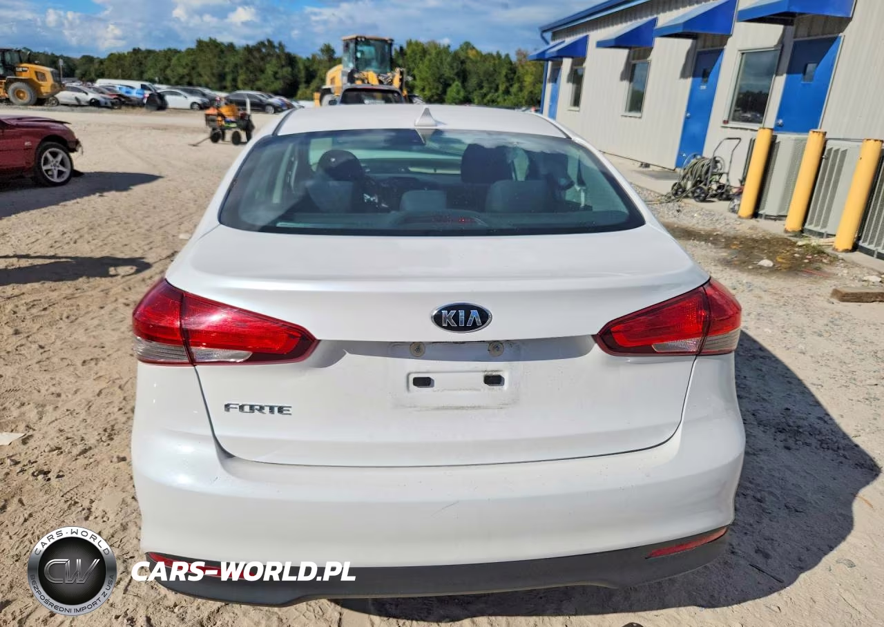 2018 Kia Forte Lx VIN:3KPFL4A73JE235540 - 6