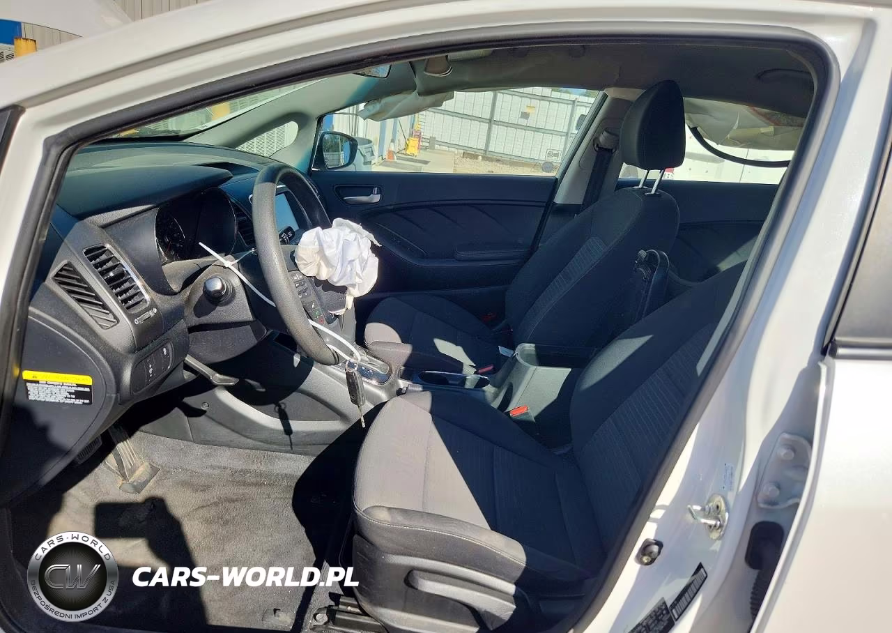 2018 Kia Forte Lx VIN:3KPFL4A73JE235540 - 7