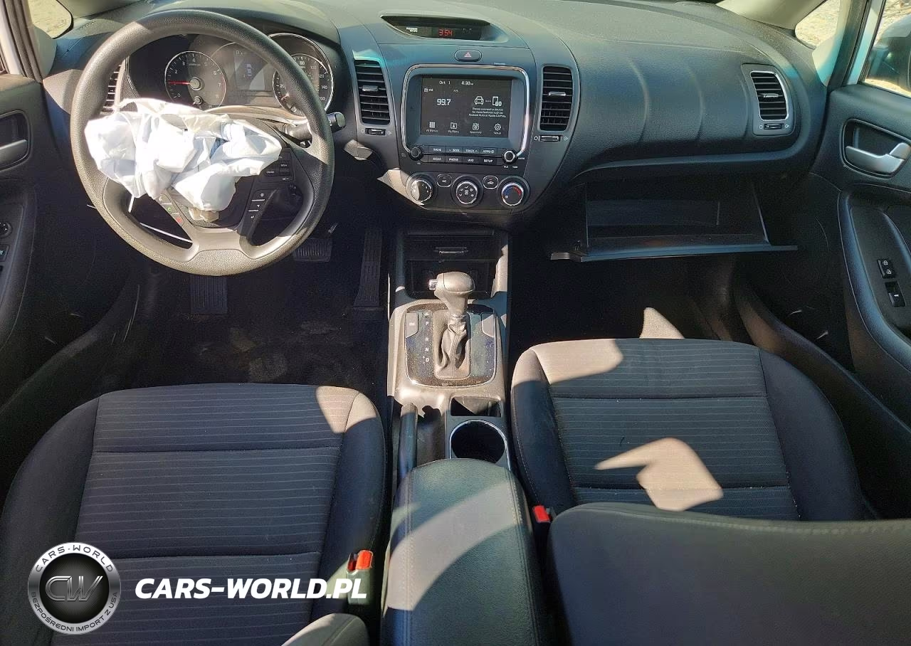 2018 Kia Forte Lx VIN:3KPFL4A73JE235540 - 8