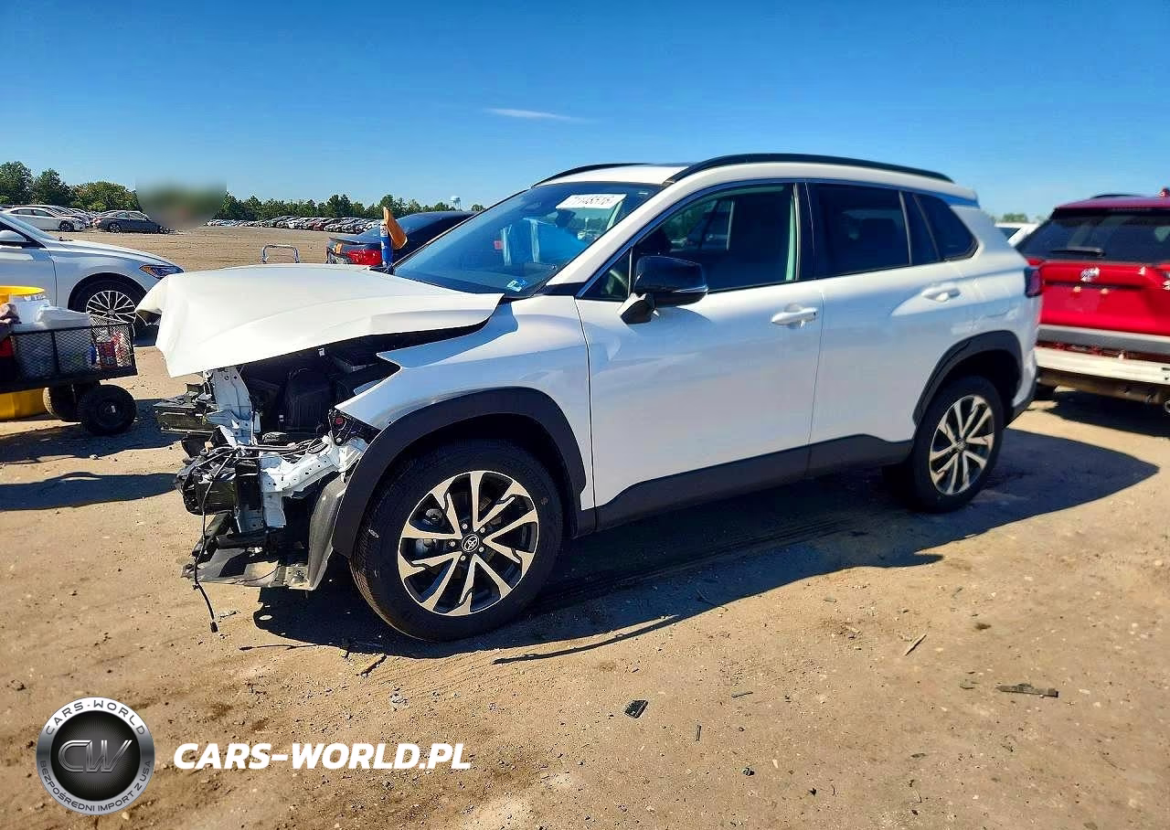 2025 Toyota Corolla Cross Xle VIN:7MUDAABG9SV143176 - 1