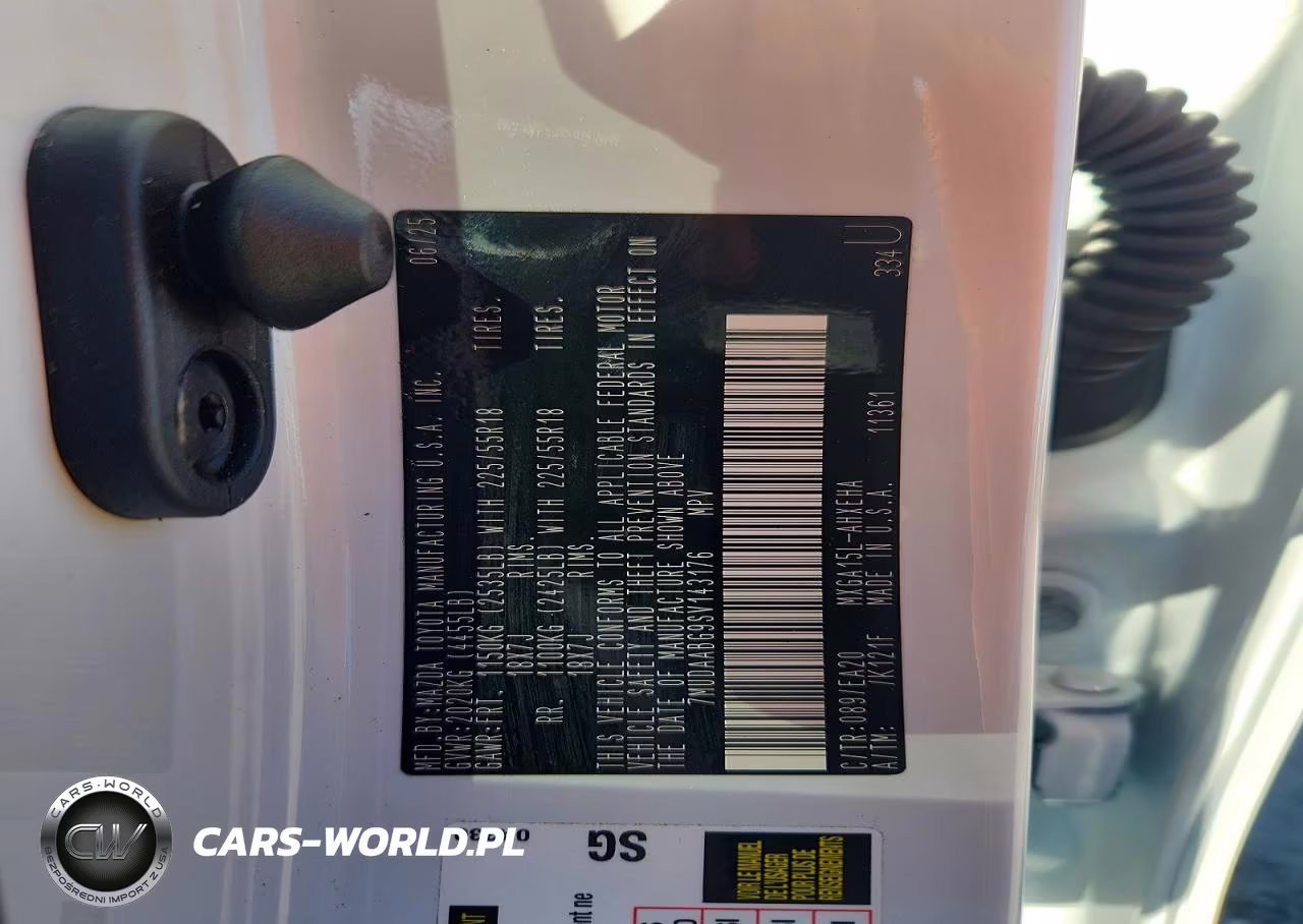 2025 Toyota Corolla Cross Xle VIN:7MUDAABG9SV143176 - 13
