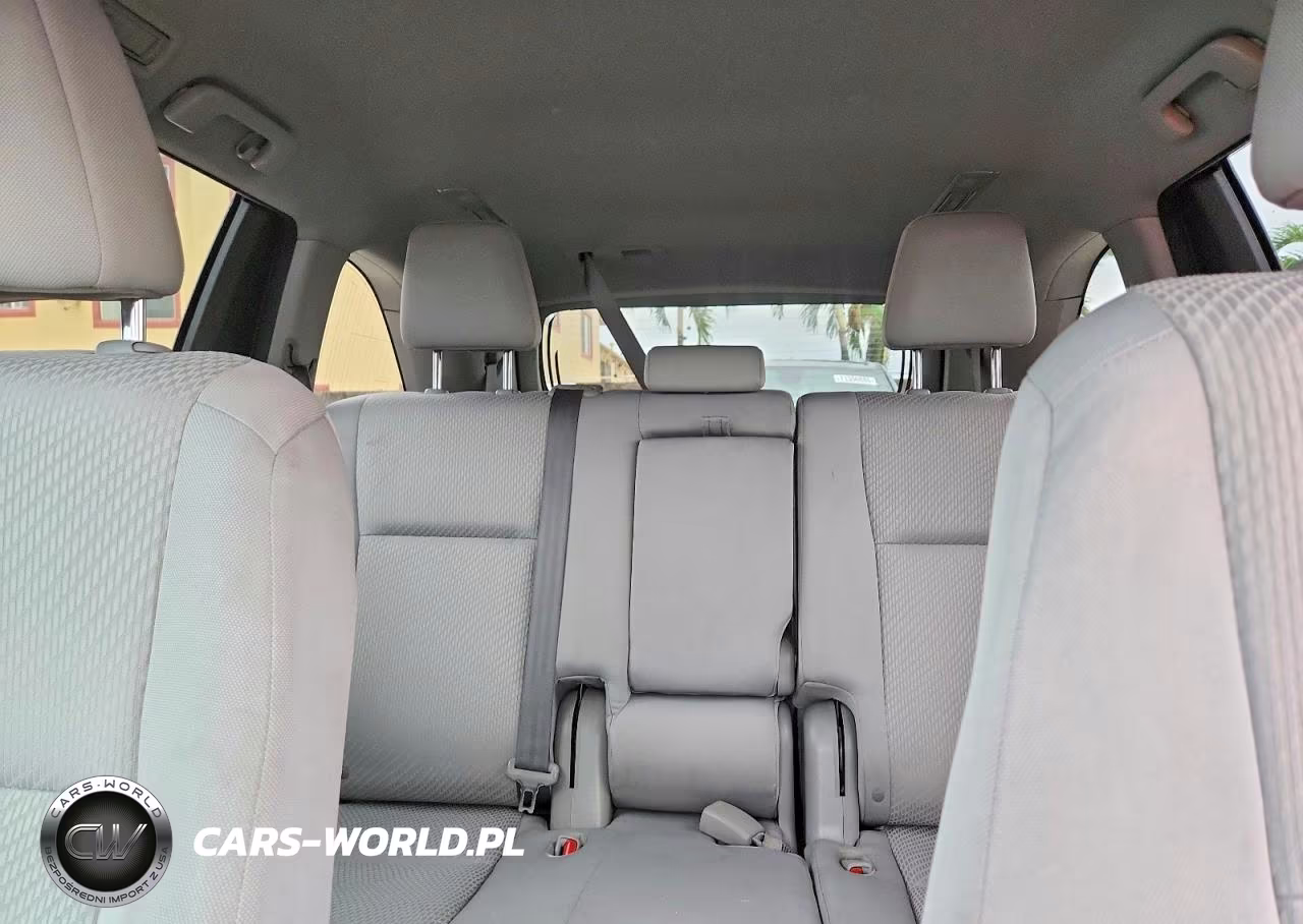2015 Toyota Highlander Le VIN:5TDZARFH2FS016664 - 10