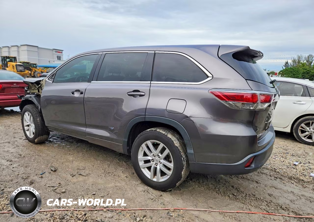 2015 Toyota Highlander Le VIN:5TDZARFH2FS016664 - 2