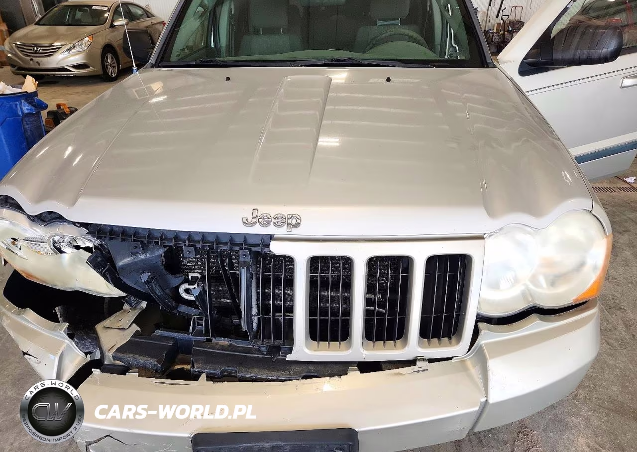 2008 Jeep Grand Cherokee Laredo VIN:1J8HR48N88C205049 - 12