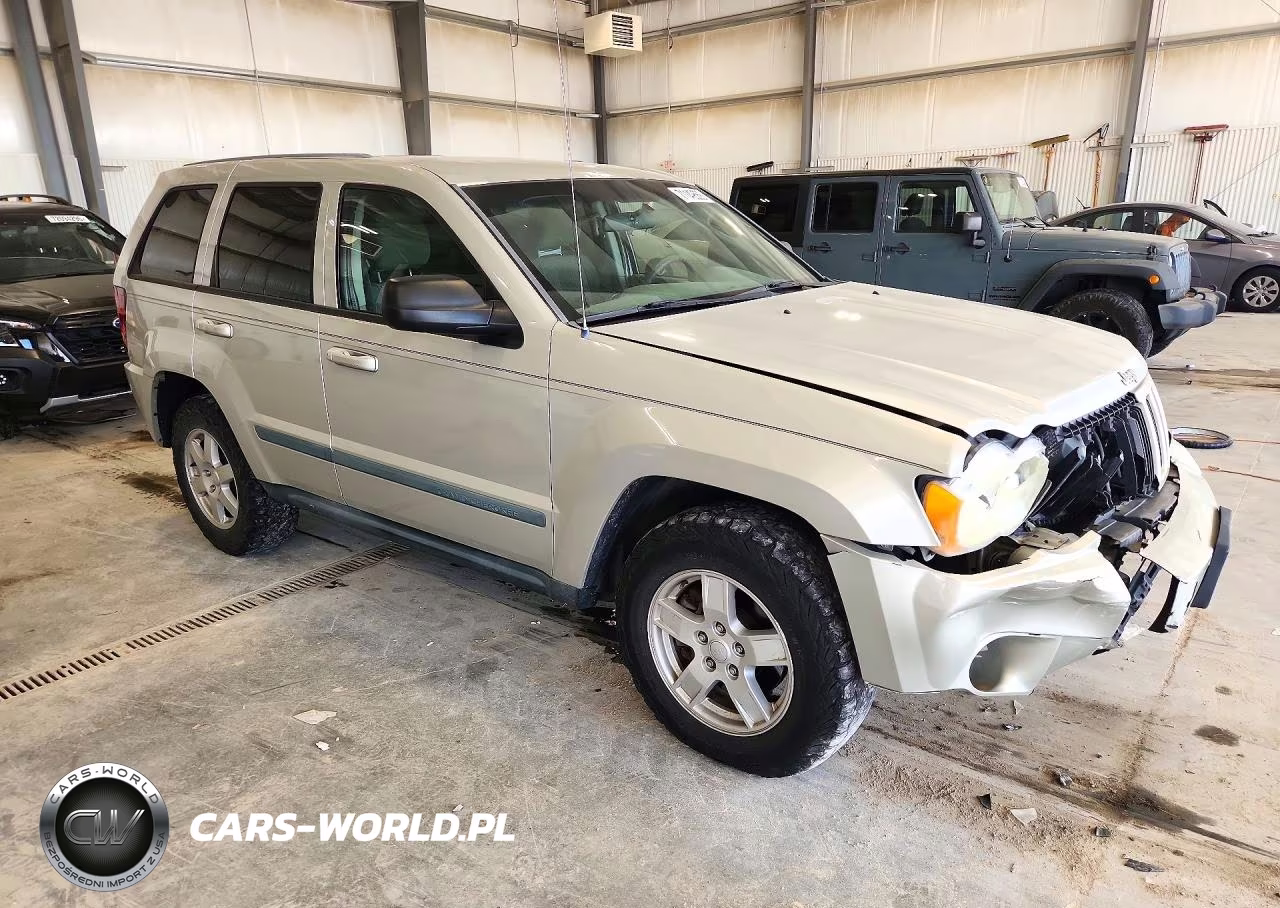 2008 Jeep Grand Cherokee Laredo VIN:1J8HR48N88C205049 - 4