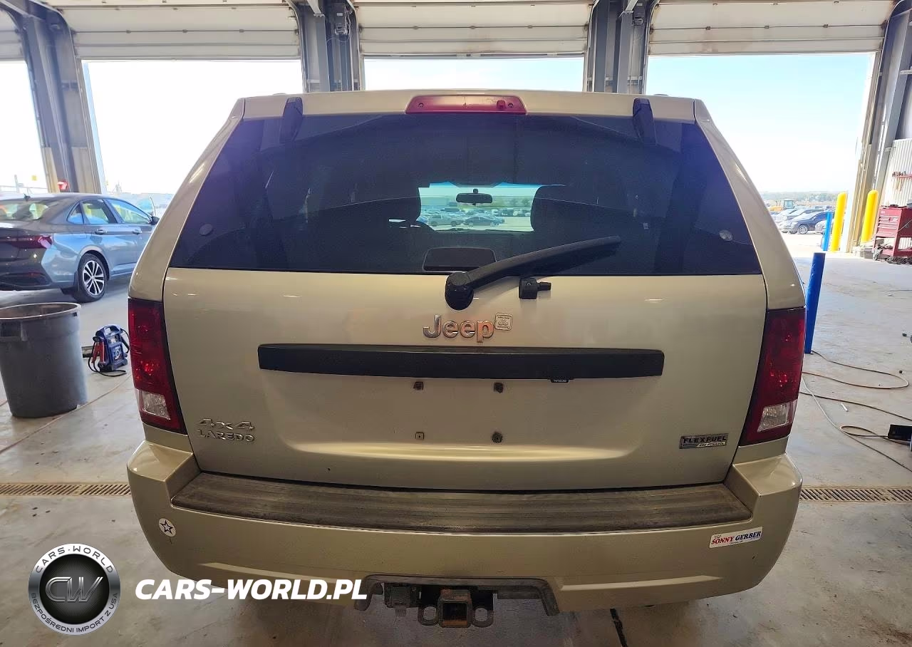 2008 Jeep Grand Cherokee Laredo VIN:1J8HR48N88C205049 - 6