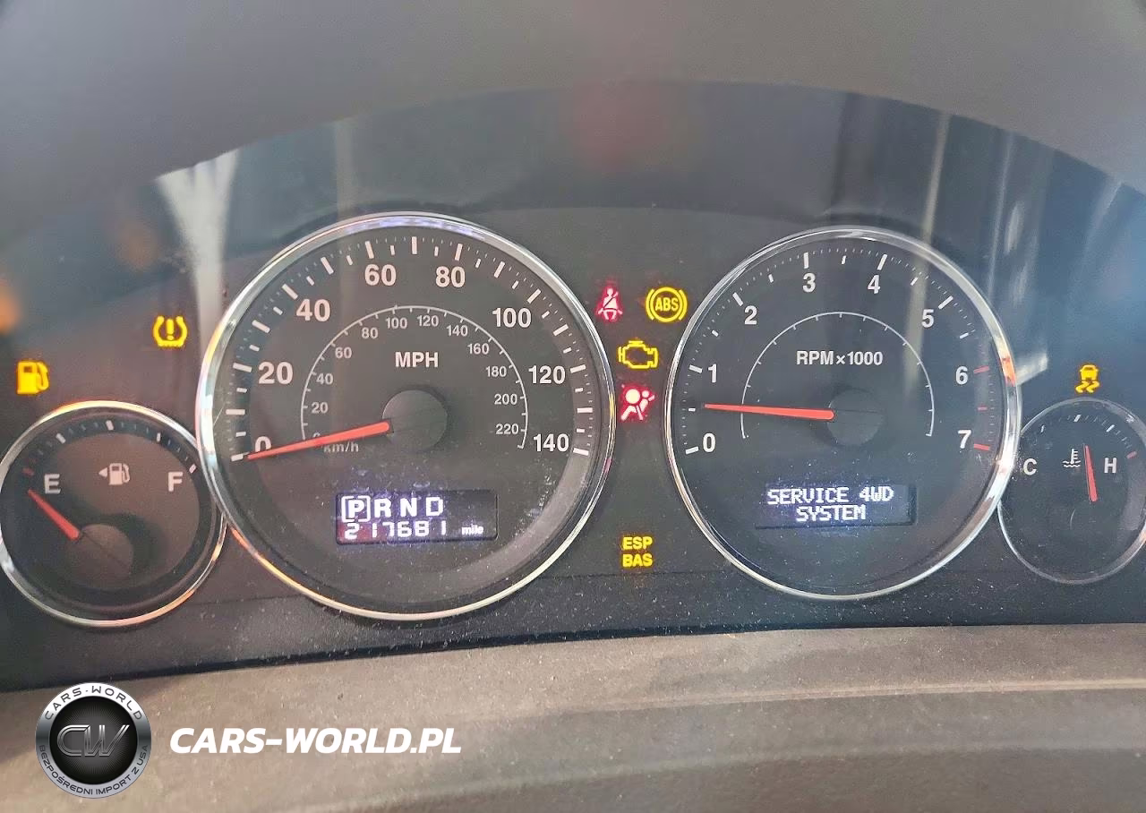 2008 Jeep Grand Cherokee Laredo VIN:1J8HR48N88C205049 - 9