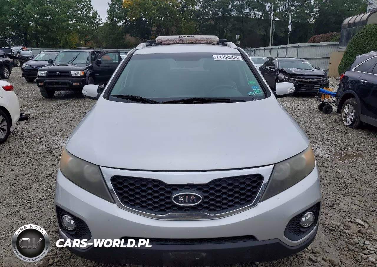 2012 Kia Sorento Lx VIN:5XYKT4A61CG229988 - 5