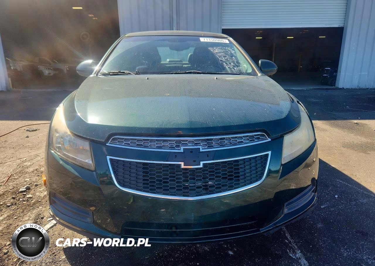 2014 Chevrolet Cruze Lt VIN:1G1PE5SB6E7414063 - 5