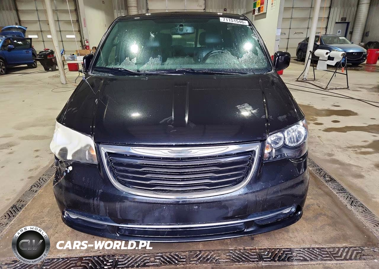 2014 Chrysler Town & Country S VIN:2C4RC1HG5ER464923 - 5