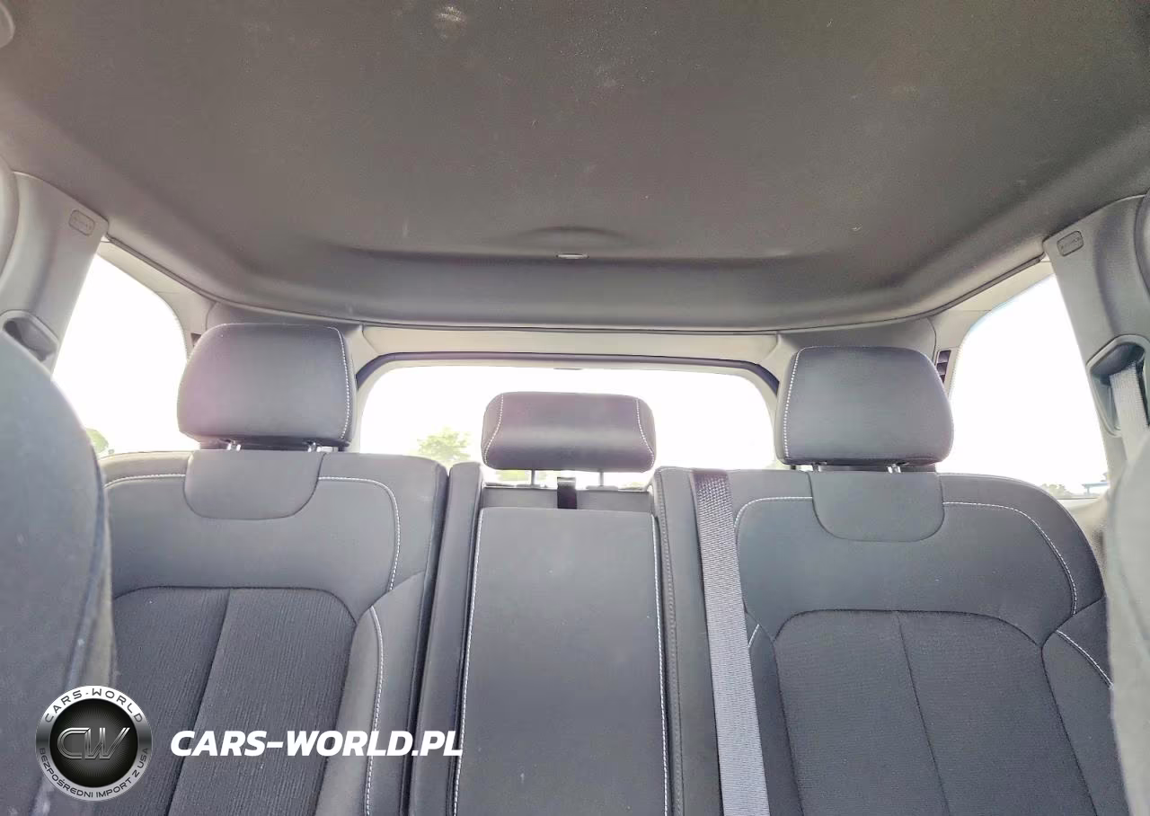 2024 Jeep Grand Cherokee Laredo VIN:1C4RJGAG8RC258576 - 10
