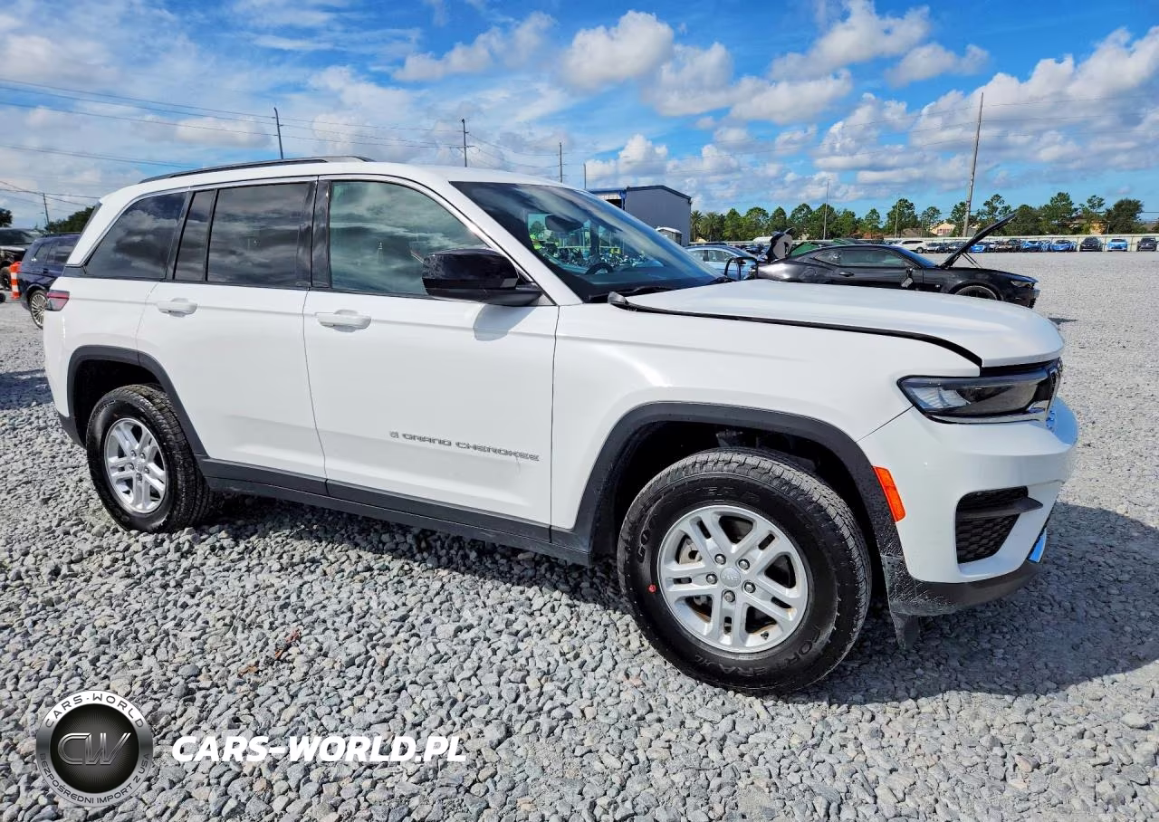 2024 Jeep Grand Cherokee Laredo VIN:1C4RJGAG8RC258576 - 4