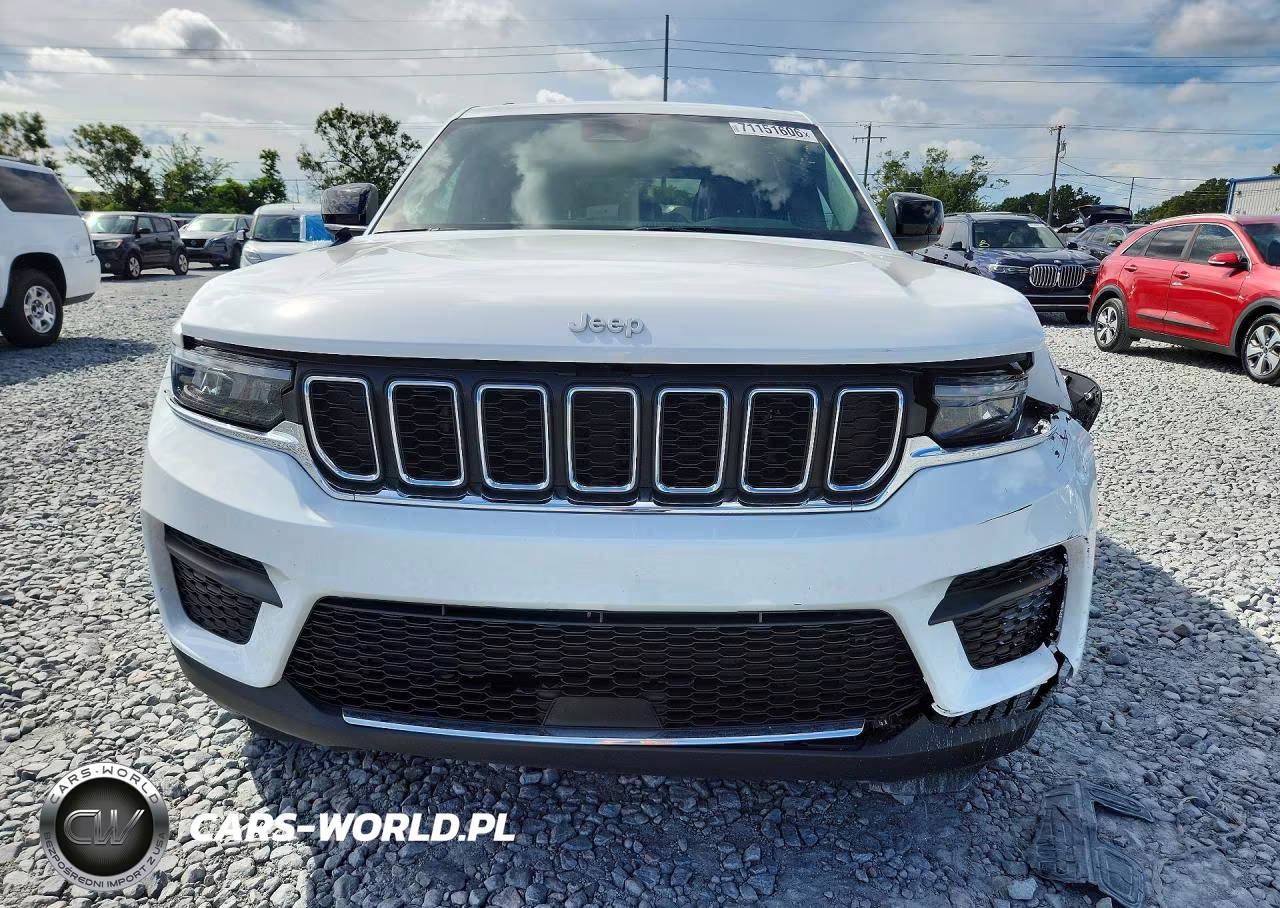 2024 Jeep Grand Cherokee Laredo VIN:1C4RJGAG8RC258576 - 5
