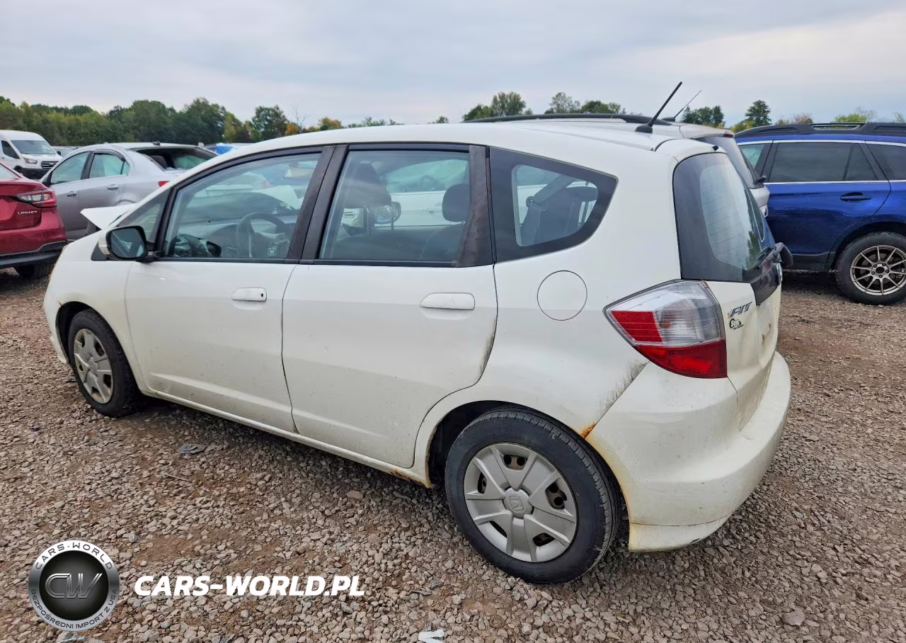 2013 Honda Fit VIN:JHMGE8H35DC069153 - 2