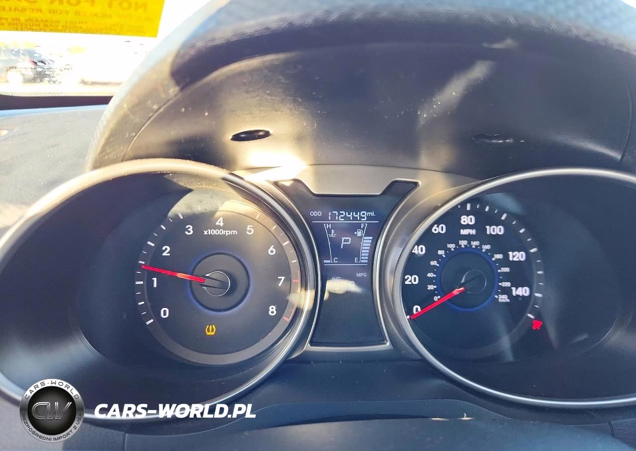 2013 Hyundai Veloster Base VIN:KMHTC6AD6DU132523 - 9