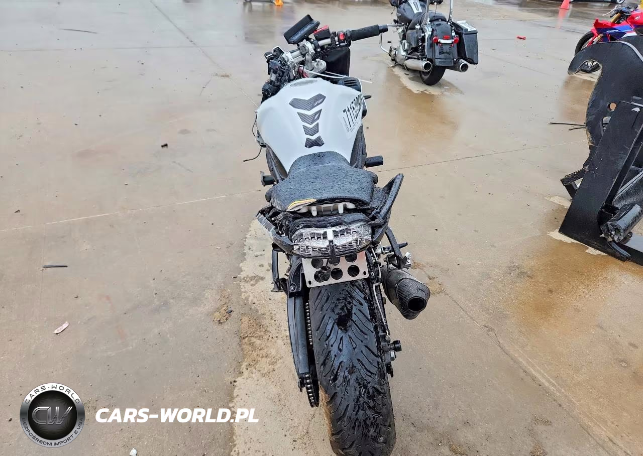 2012 Yamaha Fz1 S VIN:JYARN17E0CA008576 - 4