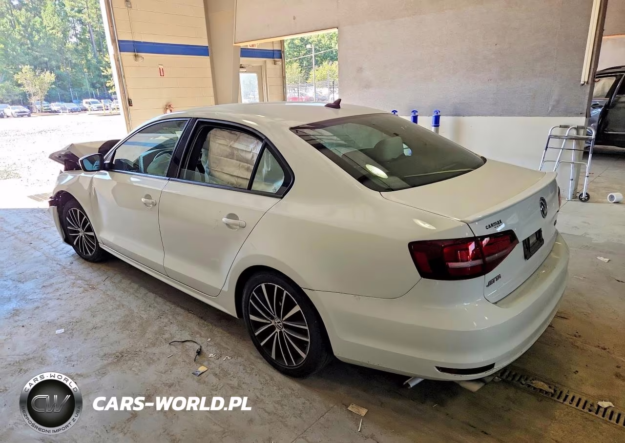 2016 Volkswagen Jetta Sport VIN:3VWD17AJ6GM397832 - 2