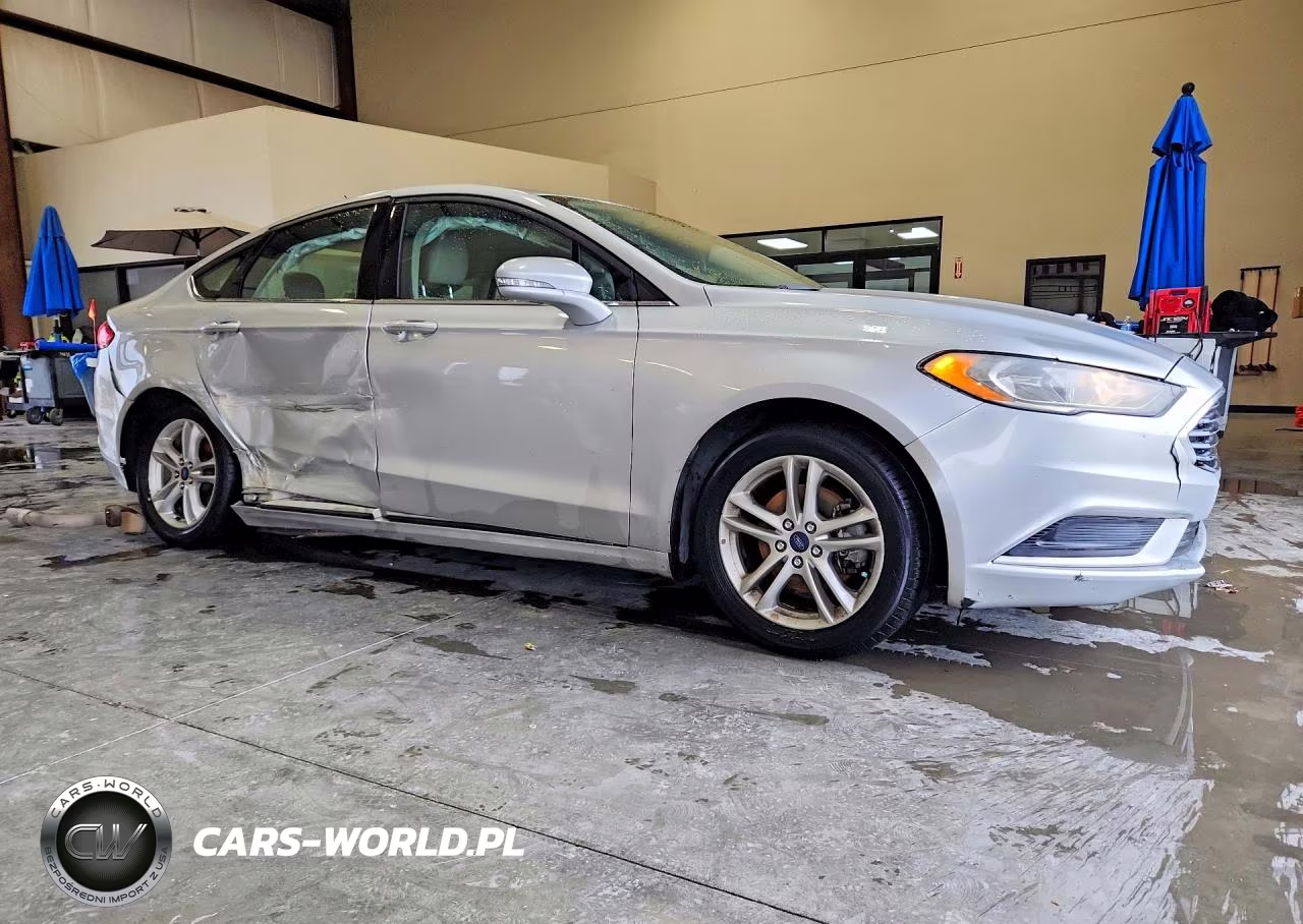 2018 Ford Fusion Se VIN:3FA6P0HD7JR227710 - 4