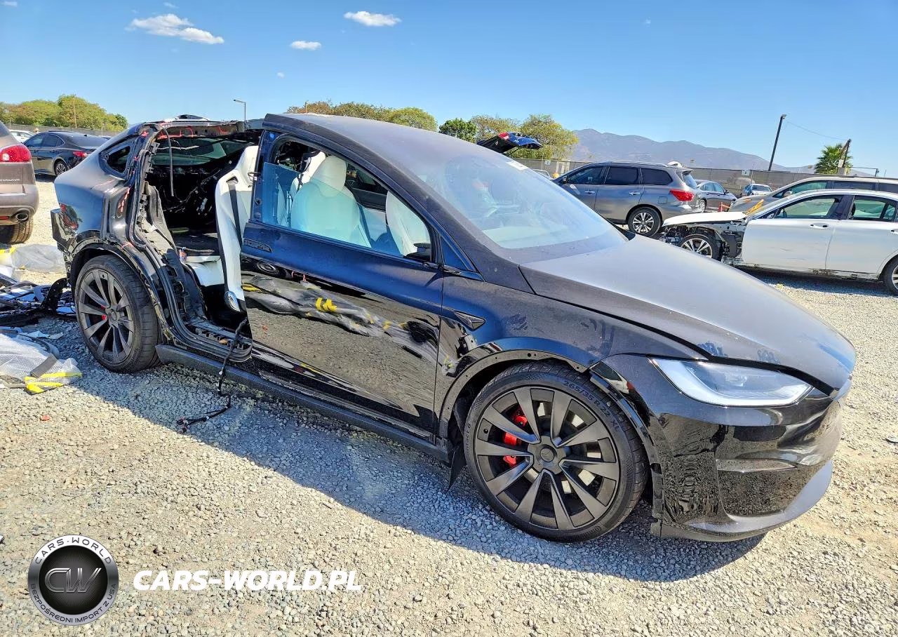 2023 Tesla Model X VIN:7SAXCBE65PF430815 - 4