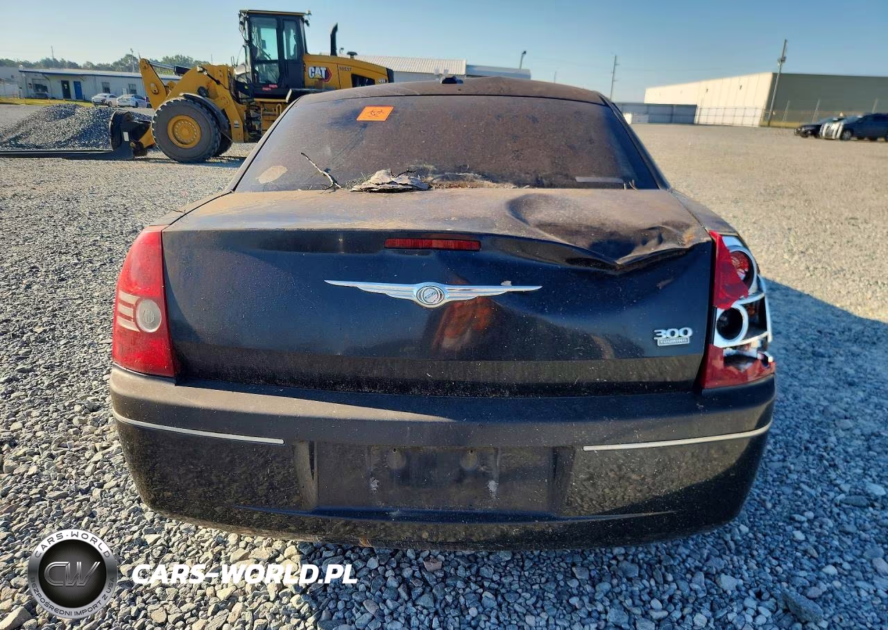 2010 Chrysler 300 Touring VIN:2C3CA5CVXAH211254 - 6