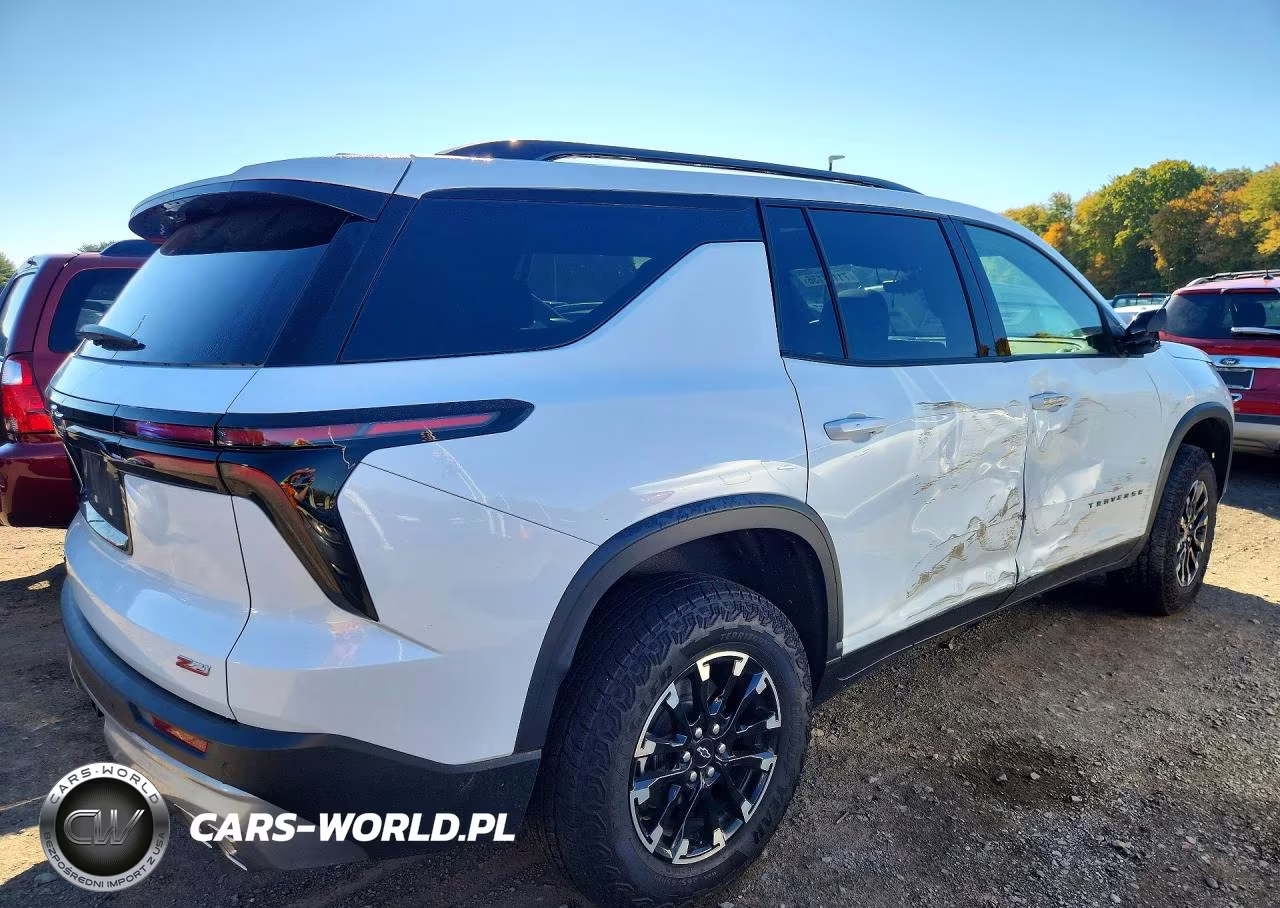 2026 Chevrolet Traverse Z71 VIN:1GNEVJKS5TJ178925 - 3